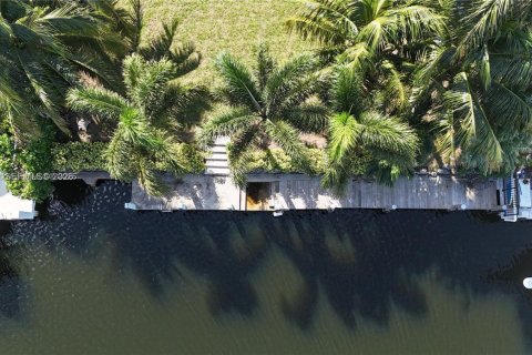 Купить земельный участок в Лайтхаус-Пойнт, Флорида № 1999980 - фото 4