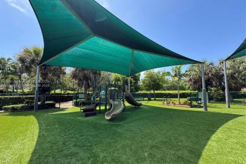 Casa en alquiler en Weston, Florida, 3 dormitorios, 142.33 m2 № 1890932 - foto 20