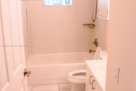 Casa en alquiler en Weston, Florida, 3 dormitorios, 142.33 m2 № 1890932 - foto 15
