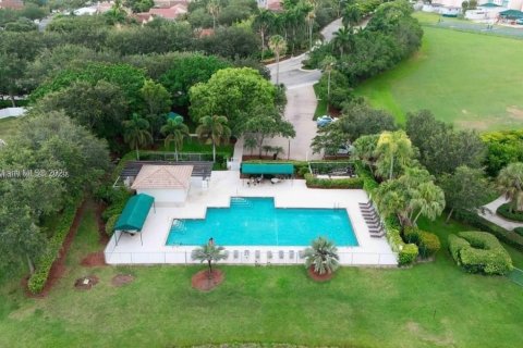 Casa en alquiler en Weston, Florida, 3 dormitorios, 142.33 m2 № 1890932 - foto 18