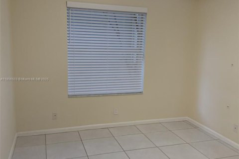 Casa en alquiler en Weston, Florida, 3 dormitorios, 142.33 m2 № 1890932 - foto 24