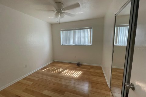 House in Port Charlotte, Florida 2 bedrooms, 115.48 sq.m. № 1898861 - photo 9
