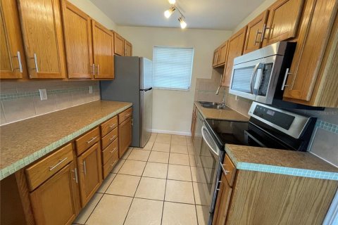 House in Port Charlotte, Florida 2 bedrooms, 115.48 sq.m. № 1898861 - photo 3