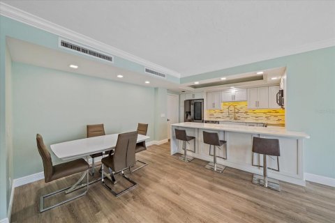 Купить кондоминиум в Сарасота, Флорида 6 комнат, 132.01м2, № 1751252 - фото 15