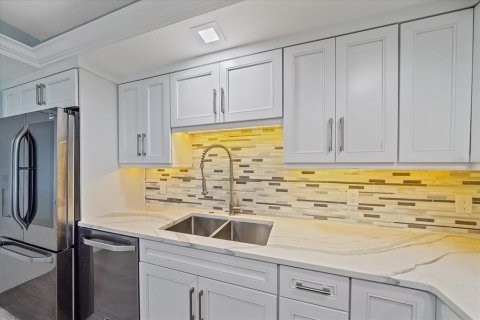 Купить кондоминиум в Сарасота, Флорида 6 комнат, 132.01м2, № 1751252 - фото 19
