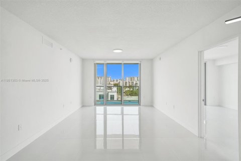Condominio en venta en Sunny Isles Beach, Florida, 2 dormitorios, 143.16 m2 № 1976083 - foto 11