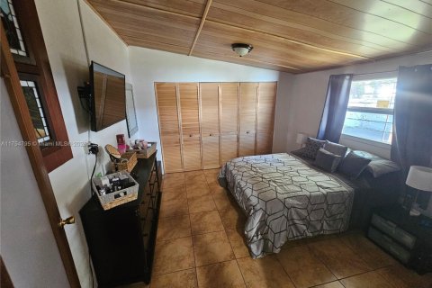 Villa ou maison à vendre à Miami, Floride: 4 chambres, 123.19 m2 № 1861116 - photo 30