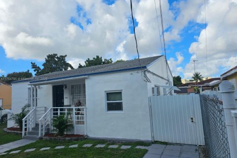Villa ou maison à vendre à Miami, Floride: 4 chambres, 123.19 m2 № 1861116 - photo 8