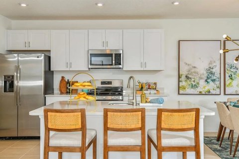 Villa ou maison à vendre à Palmetto, Floride: 4 chambres, 210.98 m2 № 2142514 - photo 2