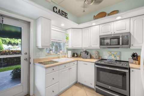 Condo in North Palm Beach, Florida, 2 bedrooms  № 2153818 - photo 11