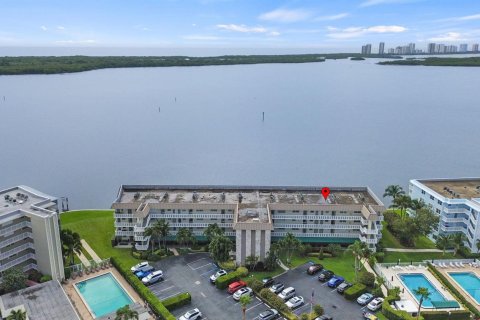 Condo à North Palm Beach, Floride, 2 chambres  № 2153818