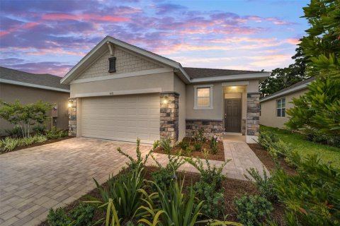 Villa ou maison à louer à Ocala, Floride: 3 chambres, 140.75 m2 № 1810349 - photo 1