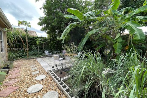 Casa en venta en Weston, Florida, 5 dormitorios, 272.67 m2 № 1772353 - foto 15