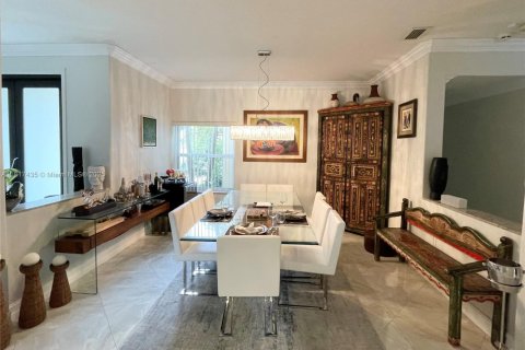 Casa en venta en Weston, Florida, 5 dormitorios, 272.67 m2 № 1772353 - foto 4