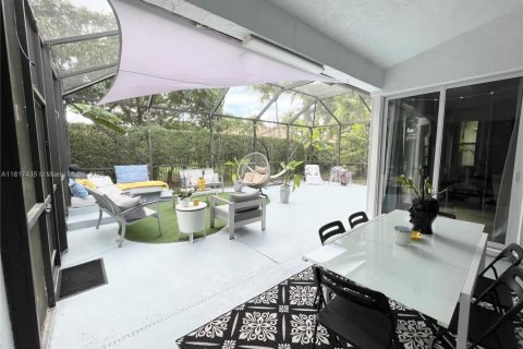 Casa en venta en Weston, Florida, 5 dormitorios, 272.67 m2 № 1772353 - foto 12