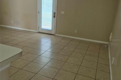House in Palm Coast, Florida 3 bedrooms, 125.42 sq.m. № 2207955 - photo 11