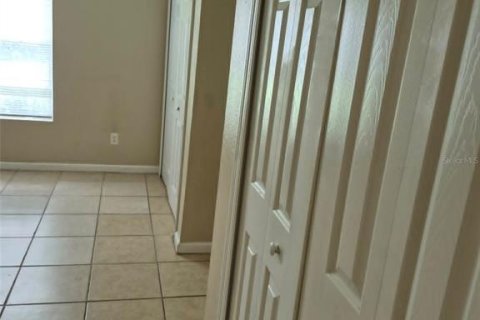 House in Palm Coast, Florida 3 bedrooms, 125.42 sq.m. № 2207955 - photo 8