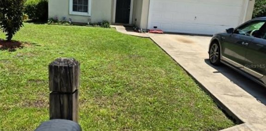 House in Palm Coast, Florida 3 bedrooms, 125.42 sq.m. № 2207955