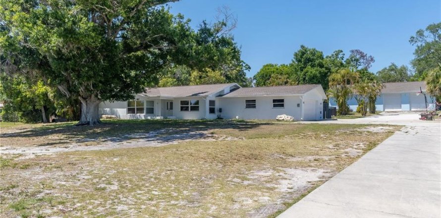 Villa ou maison à Seminole, Floride 5 chambres, 344.67 m2 № 2354677