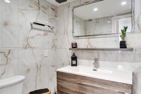 Купить кондоминиум в Авентура, Флорида 1 спальня, 80.82м2, № 1975470 - фото 11