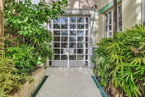 Купить кондоминиум в Майами-Бич, Флорида 1 спальня, 47.38м2, № 1997806 - фото 20