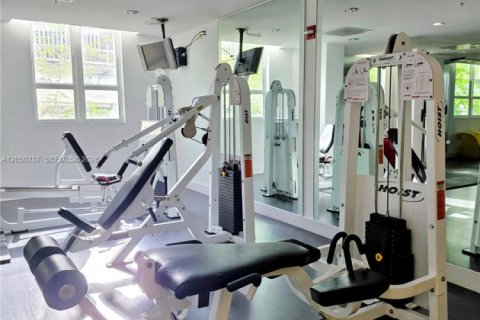 Condominio en venta en Miami, Florida, 1 dormitorio, 58.06 m2 № 2192771 - foto 17