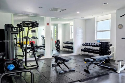 Condominio en venta en Miami, Florida, 1 dormitorio, 58.06 m2 № 2192771 - foto 18