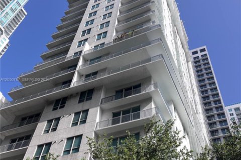 Condominio en Miami, Florida, 1 dormitorio  № 2192771