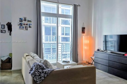 Condominio en venta en Miami, Florida, 1 dormitorio, 58.06 m2 № 2192771 - foto 10