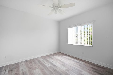 Casa en venta en Tampa, Florida, 4 dormitorios, 225.57 m2 № 2305019 - foto 21