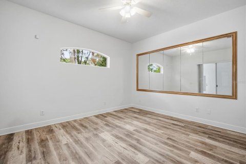 Casa en venta en Tampa, Florida, 4 dormitorios, 225.57 m2 № 2305019 - foto 10