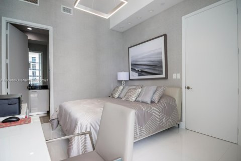 Copropriété à louer à Sunny Isles Beach, Floride: 3 chambres, 183.85 m2 № 1965364 - photo 16
