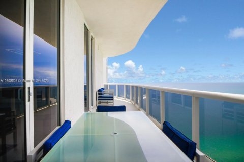 Copropriété à louer à Sunny Isles Beach, Floride: 3 chambres, 183.85 m2 № 1965364 - photo 6