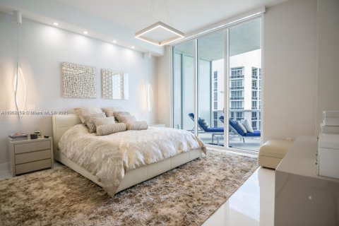 Copropriété à louer à Sunny Isles Beach, Floride: 3 chambres, 183.85 m2 № 1965364 - photo 13