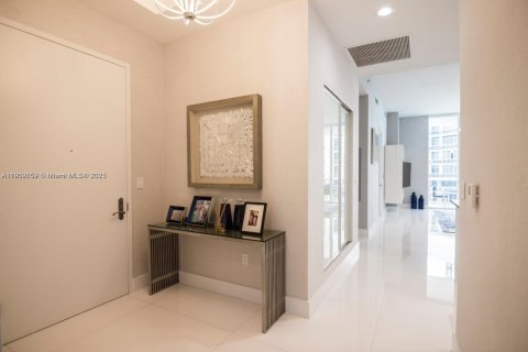 Copropriété à louer à Sunny Isles Beach, Floride: 3 chambres, 183.85 m2 № 1965364 - photo 17