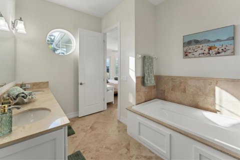 Villa ou maison à vendre à Holmes Beach, Floride: 4 chambres, 280.56 m2 № 1769480 - photo 20