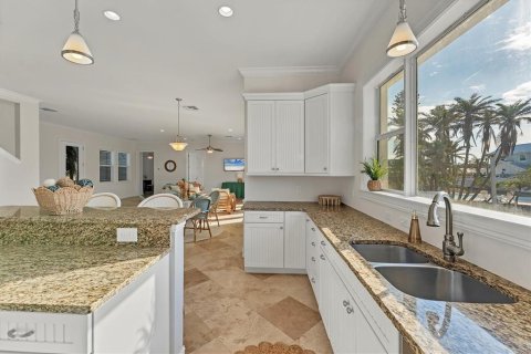 Villa ou maison à vendre à Holmes Beach, Floride: 4 chambres, 280.56 m2 № 1769480 - photo 13