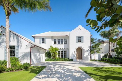 Villa ou maison à Palm Beach, Floride 4 chambres, 390.19 m2 № 2176240