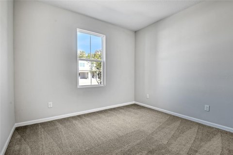 House in Tavares, Florida 4 bedrooms, 192.31 sq.m. № 1218852 - photo 6