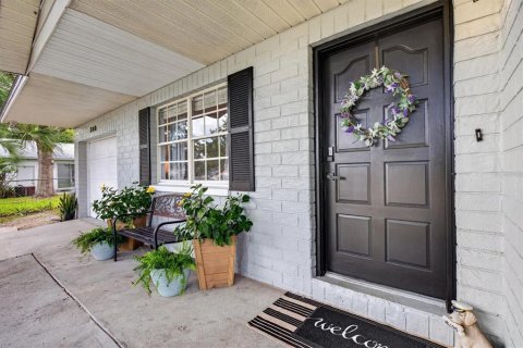 House in Seffner, Florida 3 bedrooms, 125.05 sq.m. № 2312946 - photo 11