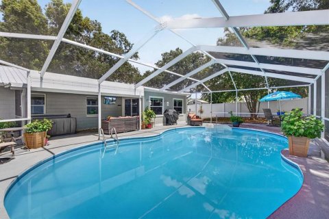 House in Seffner, Florida 3 bedrooms, 125.05 sq.m. № 2312946 - photo 5