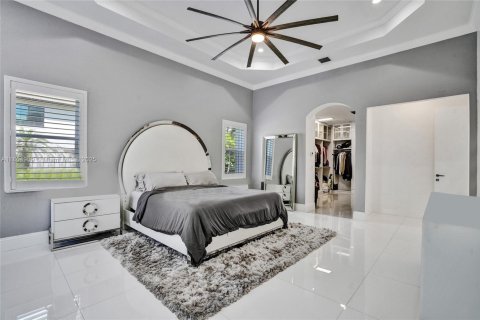 Casa en venta en Davie, Florida, 6 dormitorios, 539.58 m2 № 1752029 - foto 23