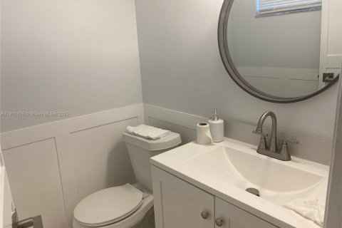 Купить кондоминиум в Майами-Бич, Флорида 1 спальня, 63.64м2, № 1967287 - фото 14