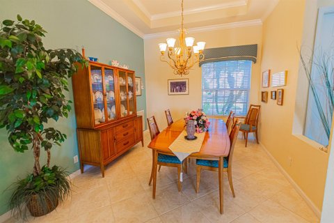 Casa en venta en Port St. Lucie, Florida, 3 dormitorios, 236.44 m2 № 2361855 - foto 4