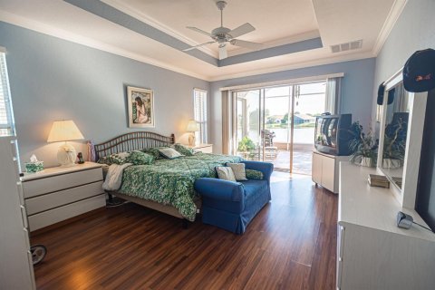 Casa en venta en Port St. Lucie, Florida, 3 dormitorios, 236.44 m2 № 2361855 - foto 10
