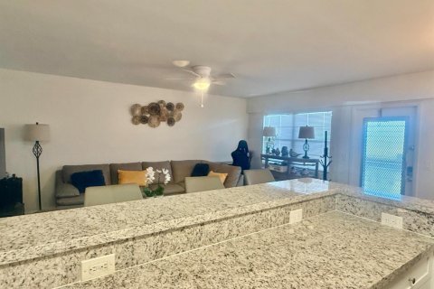Condominio en venta en Boca Raton, Florida, 2 dormitorios, 77.57 m2 № 2083019 - foto 2