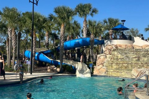 Villa ou maison à louer à Davenport, Floride: 5 chambres, 316.24 m2 № 1569097 - photo 12