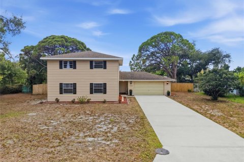 Casa en Bradenton, Florida 4 dormitorios, 195.56 m2 № 2199612