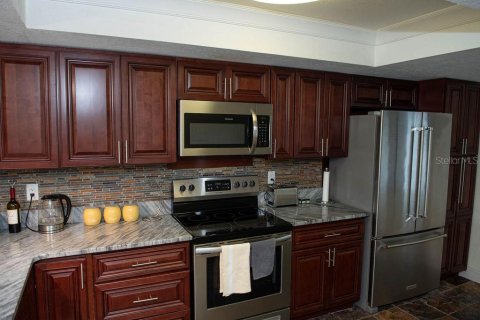 Condominio en alquiler en Orlando, Florida, 2 dormitorios, 98.94 m2 № 1797461 - foto 1