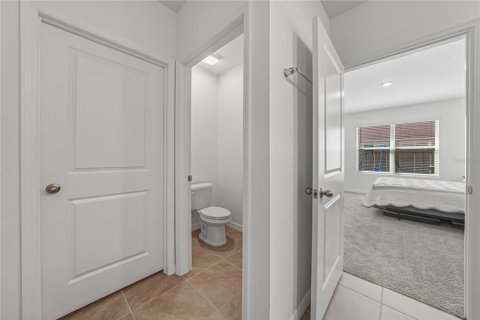 Villa ou maison à vendre à Zephyrhills, Floride: 4 chambres, 172.05 m2 № 2237114 - photo 22